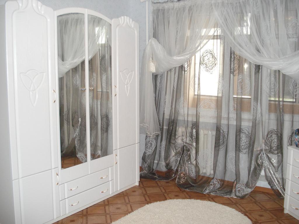 Luna Apartment Tiraspol Luaran gambar